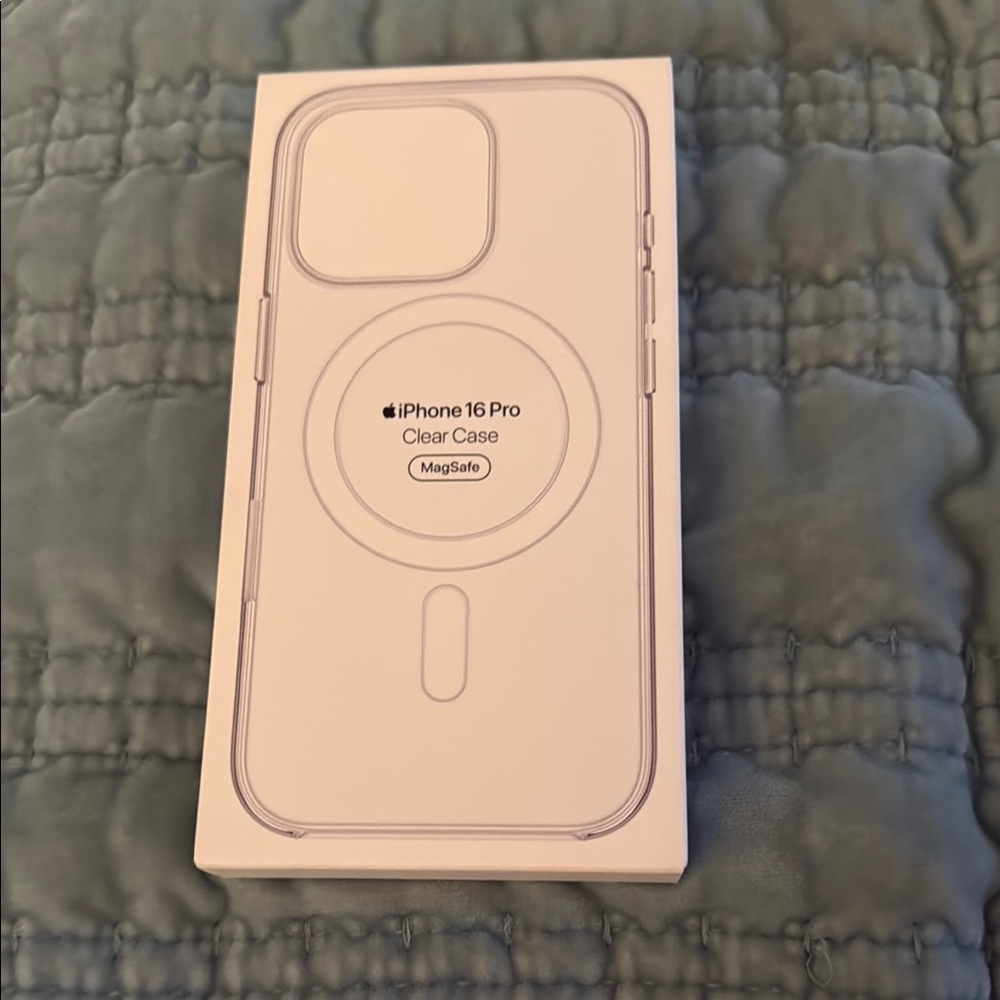 Apple iPhone 16 Pro Clear Case with MagSafe